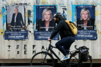 Во Франции на выборах президента проголосовали более 65% избирателей