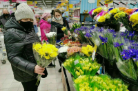 В Петербурге бизнесмены рассказали о ежедневно меняющихся ценах на цветы