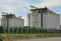 Польша начала получать газ из РФ через виртуальный реверс заявок Франции и Италии