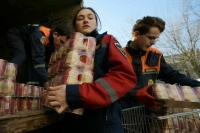 Росмолодежь разработала порядок отбора волонтеров для ДНР и ЛНР