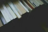 Для школ выбрали две тысячи учебников