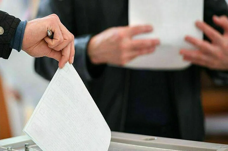 В Южной Осетии проходит второй тур выборов президента 
