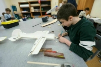 В новом учебном году в школах появятся инженерные классы судо- и авиастроительных профилей