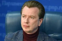 Бурматов попросит смягчить правила перевозки животных в самолетах