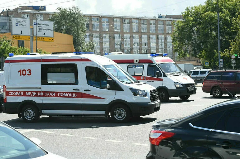 За какое время должны приехать скорая, пожарная и полиция