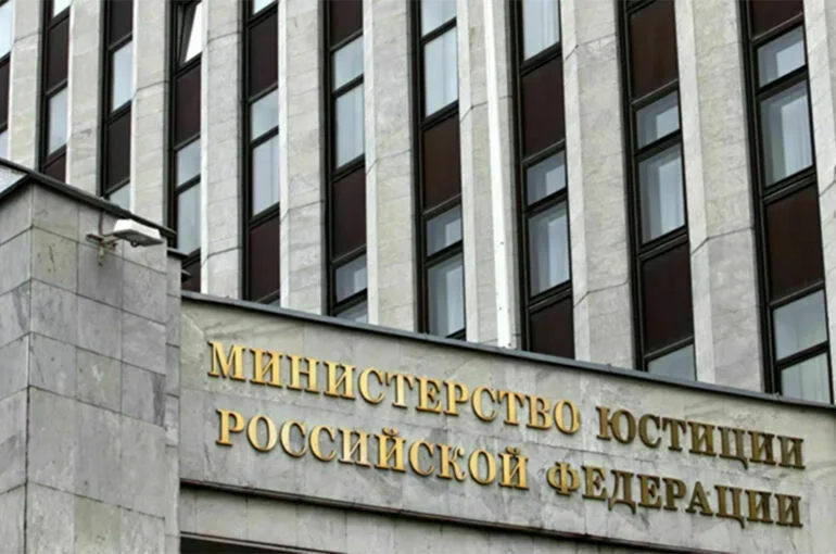 В реестр иноагентов включили Ходорковского* и Каспарова*