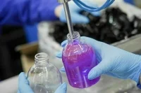 Регистрацию новой российской косметики просят ускорить