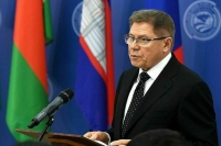 Глава Верховного суда призвал сократить число арестов