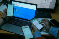 Эксперимент по авторизации в соцсетях через «Госуслуги» продлили