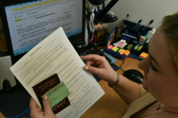 Сиротам хотят гарантировать право регистрации по месту жительства