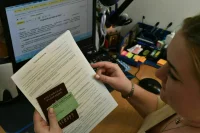 Сиротам хотят гарантировать право регистрации по месту жительства
