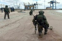 Минобороны России: Порт Мариуполя начал работать в обычном режиме