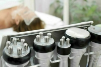 Косметолог назвала самые опасные салонные процедуры