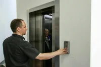 Многоэтажки рискуют остаться без лифтов