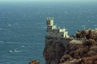 Минцифры обеспечит Крым качественной мобильной связью в течение полутора лет