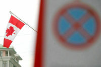 Канада ввела новые санкции против нефти, газа и химической промышленности РФ