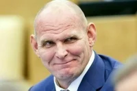 Карелин рассказал, почему России не нужно создавать альтернативные чемпионаты мира