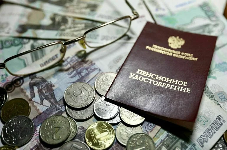 В ПФР напомнили о праве на досрочное получение части пенсии