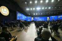 Путин начал выступление на ПМЭФ