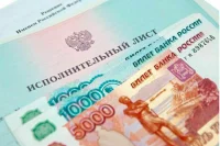 В исполнительном листе будут указывать дату и место рождения взыскателя-физлица