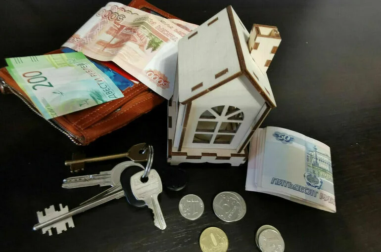 ЦБ сообщил о снижении выдачи семейной ипотеки на треть в мае