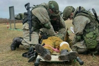 В Минобороны сами решат, как оказывать первую помощь на поле боя