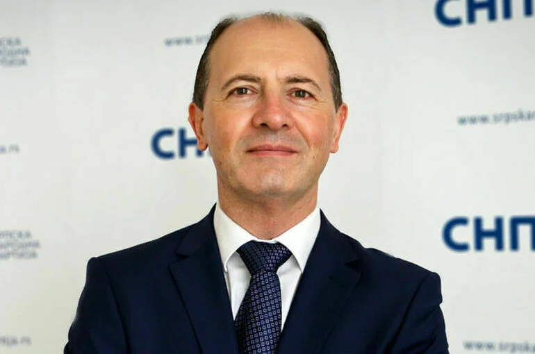 Сербский депутат: Республика не присоединится к антироссийским санкциям