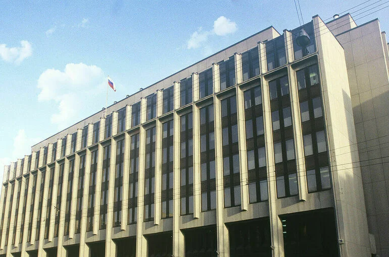Иностранцам запретят охранять объекты топливно-энергетического комплекса
