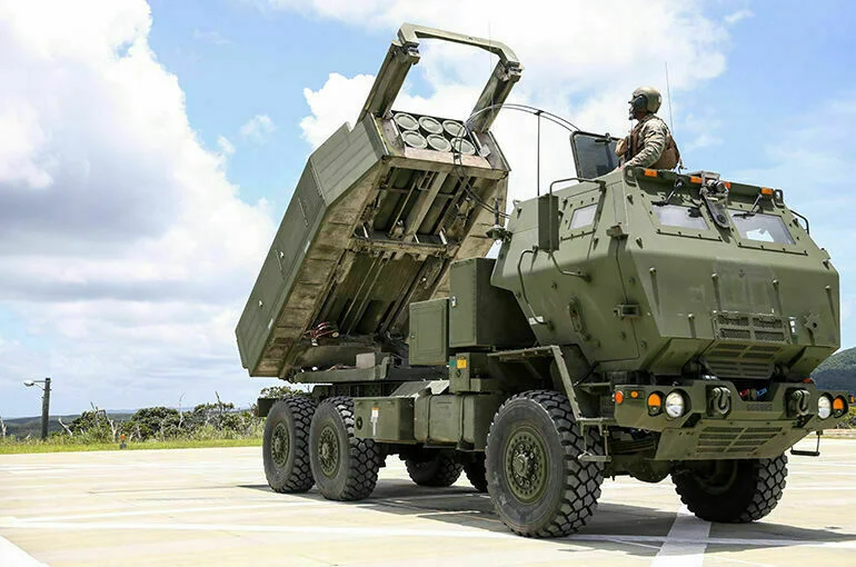 Глава минобороны Украины сообщил о поставке РСЗО HIMARS