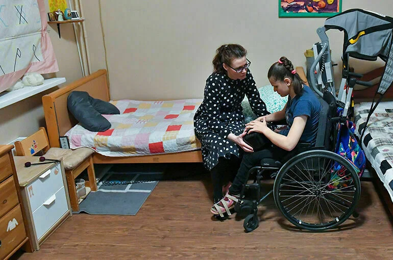 Размер выплат по уходу за детьми-инвалидами предложили увеличить