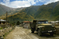 Грузия приостановила работу единственного пункта пропуска на границе с РФ