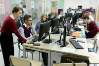 Старшеклассников будут бесплатно учить программировать