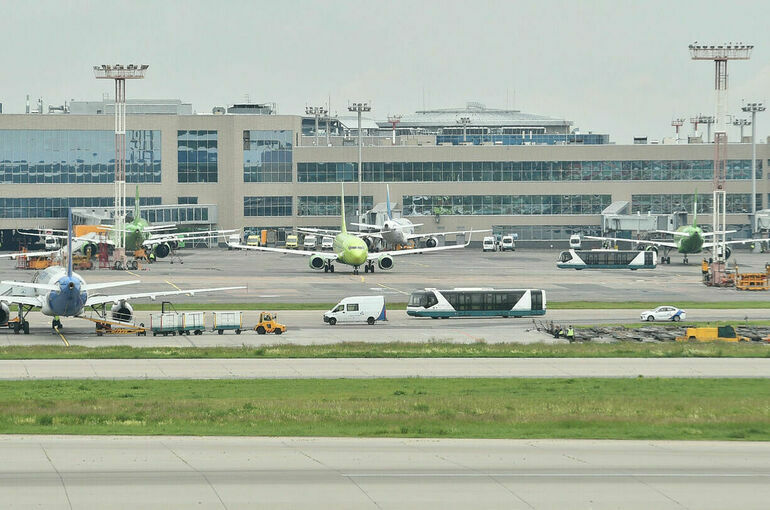Ограничения на полеты в 11 аэропортов страны продлили до 12 июля