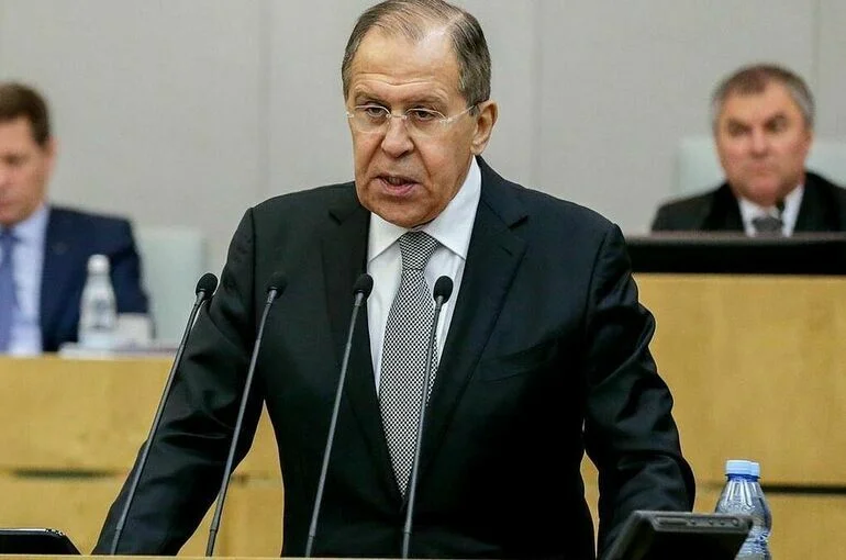 Лавров осудил публикацию записи переговоров Путина и Макрона во Франции