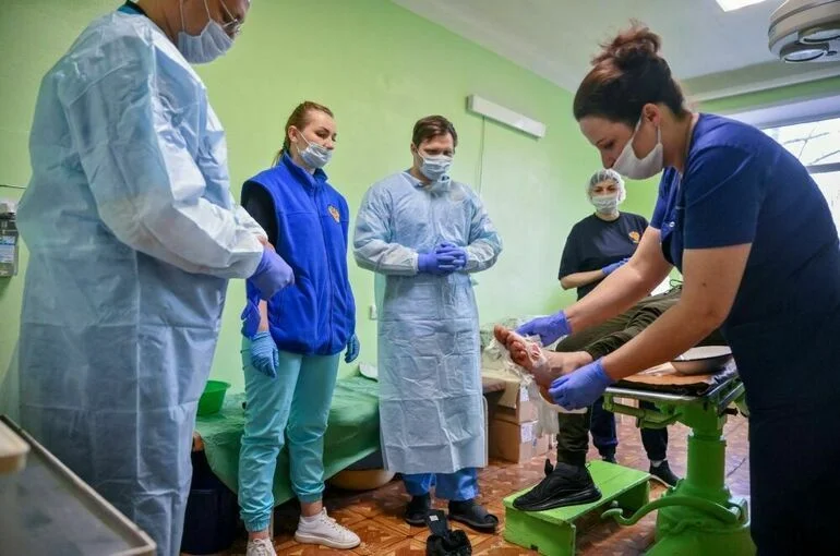 Гражданские специалисты могут получить льготы за работу в зоне спецоперации