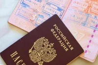 За границу пустят и без гербового свидетельства