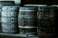 Юрлицам предложили разрешить хранить алкоголь вместе с другой продукцией