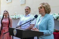 Матвиенко указала главе Минздрава Дагестана на недооснащенность акушерских пунктов