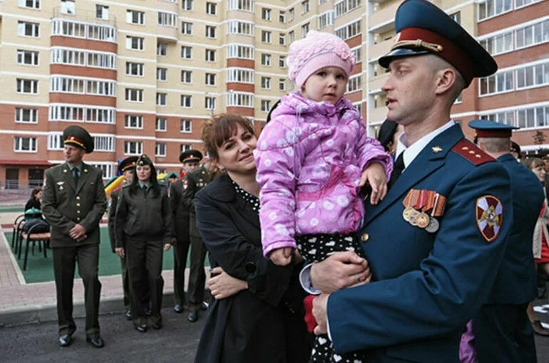 Минобороны и Минтруд проанализируют качество жизни военных