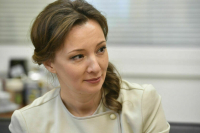 Кузнецова: «Единая Россия» откроет еще 10 гуманитарных центров в ЛНР