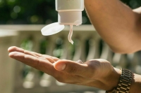 Как правильно выбрать солнцезащитное средство