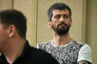 Певца Чельдиева приговорили к 10 годам колонии по делу об антиковидном митинге