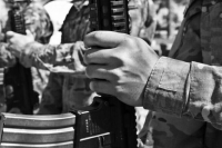 В ЛНР сообщают о стягивании иностранных наемников к Артемовску и Соледару