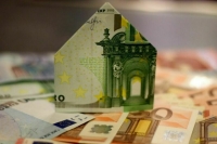 Европейский центробанк повысил процентную ставку до 0,5%