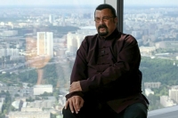 Стивен Сигал заявил, что никогда не откажется от российского паспорта