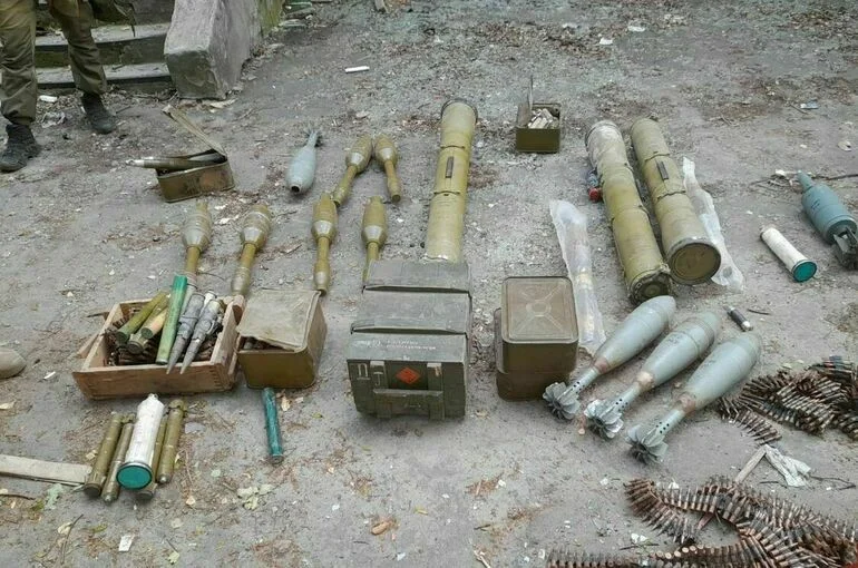 В Харьковской области нашли тайники с оружием и боеприпасами
