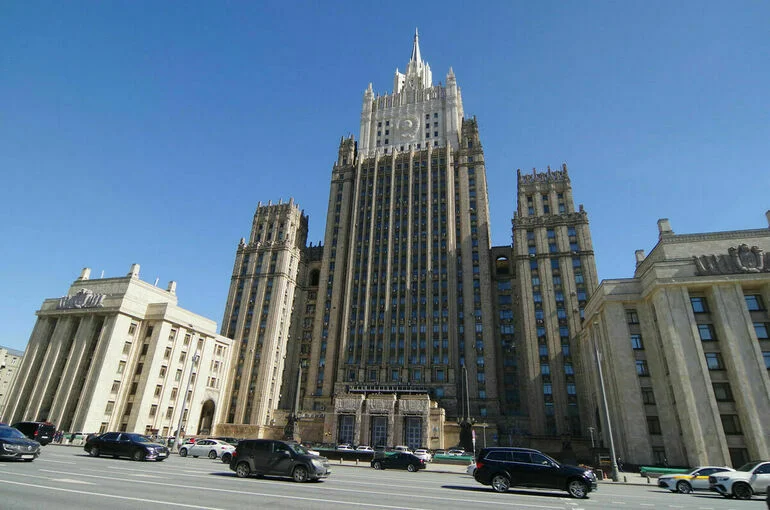 В МИД РФ заявили о завершении эпохи сотрудничества с Западом