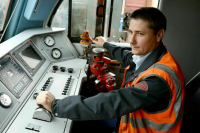 Железнодорожникам и водителям иногда полагается два обеденных перерыва