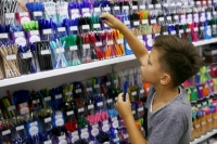 Депутаты предлагают сделать 10 тысяч на школу постоянной выплатой