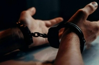 В Белгородской области задержали напавшего на женщину с ребенком подростка